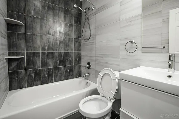 Rented by Oxford Property Group | media 8