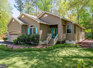 123 Sandyhook Rd, Ocean Pines, MD 21811