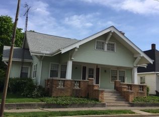 208 E Columbia St, Flora, IN 46929