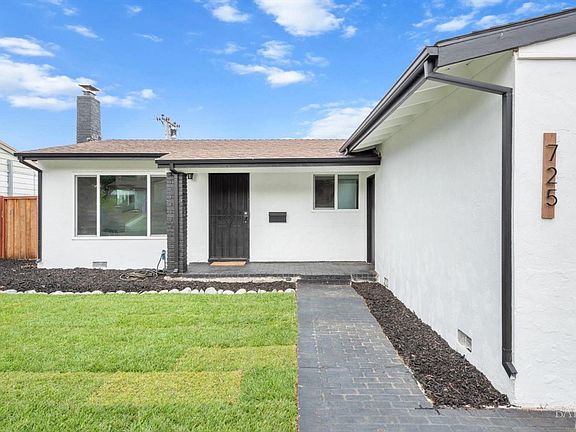 5th image of 725 Lockwood Drive