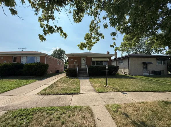 530 Bensley Ave, Calumet City, IL 60409