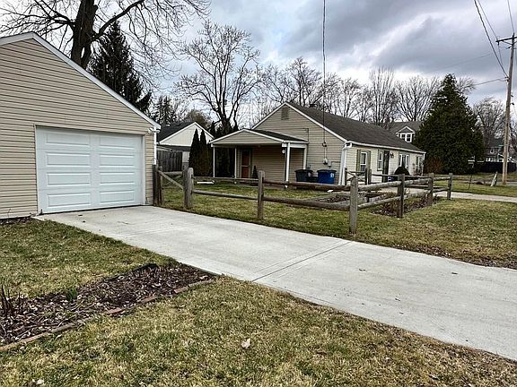 4th image of 5001 Golden Rd