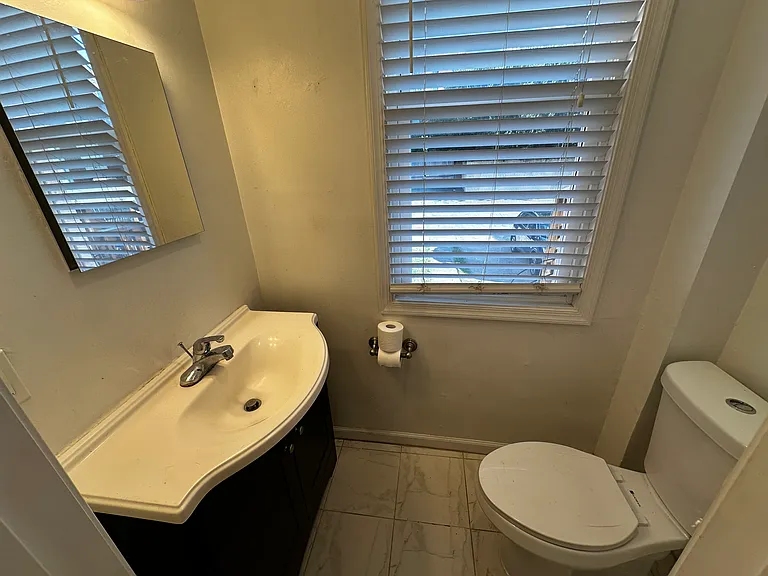 38 K St NW — Photo 8