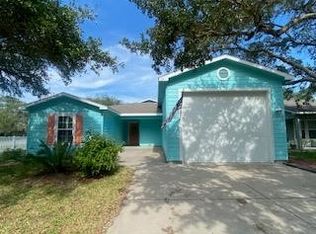 134 Treasure St, Rockport, TX 78382