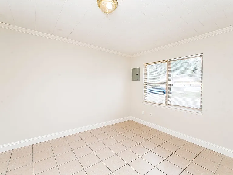 27859 Frindik Ln — Photo 7
