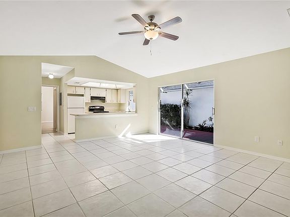 4th image of 13745 Downing Ln #2