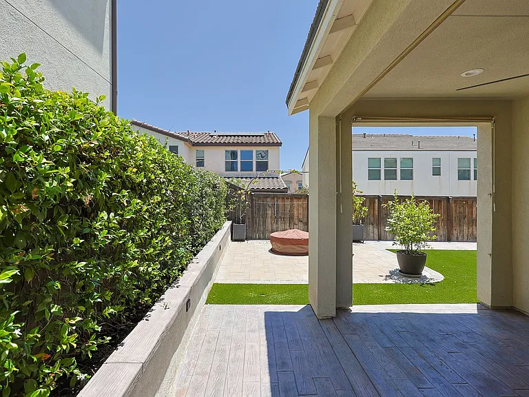 1098 Camino Levante — Photo 36