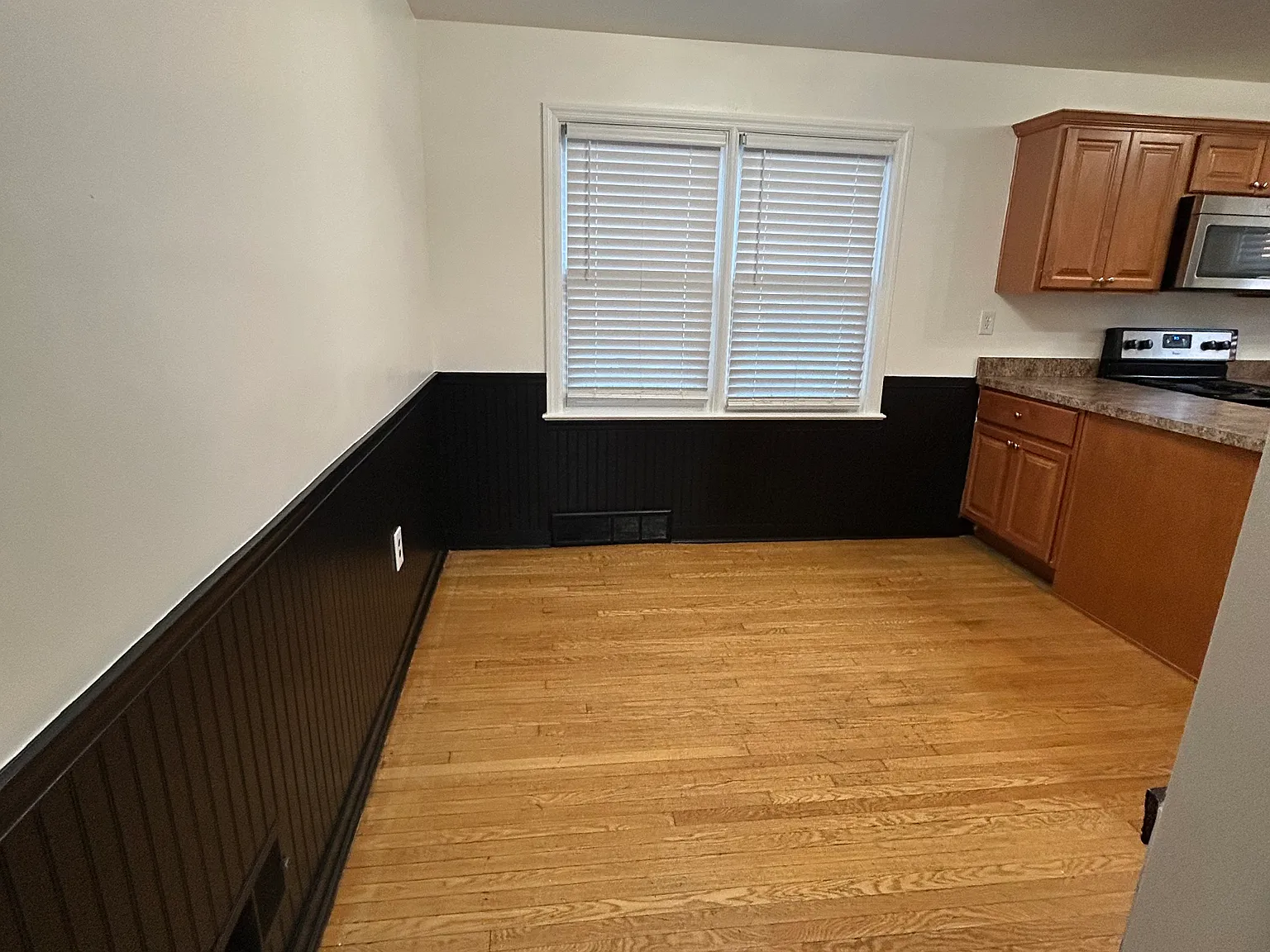 3 bed, 1152 sqft, $1,980 — Photo 4