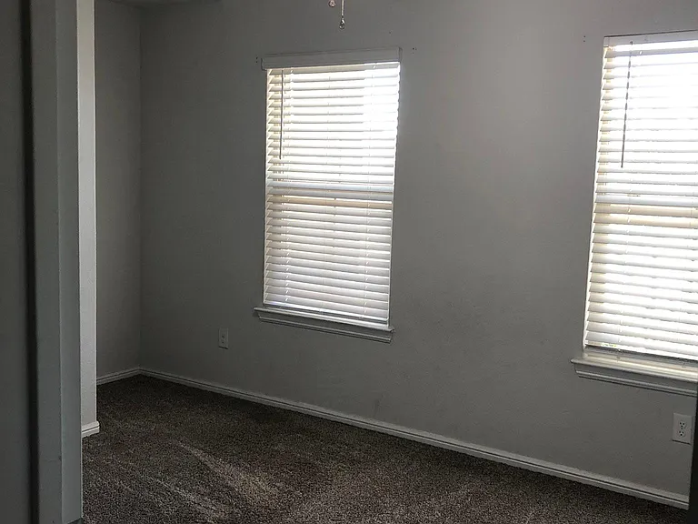 2225 Denmark Ln — Photo 15