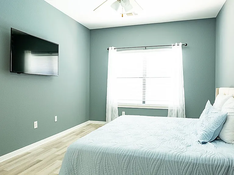 2502 Leon St #309 — Photo 15