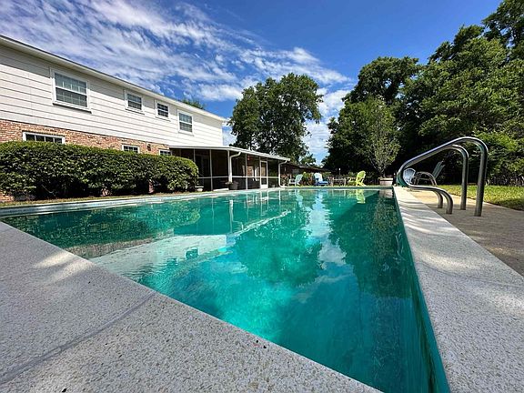 4th image of 8206 Excelsior Dr