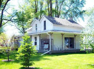 10500 Shively Rd, Nappanee, IN 46550