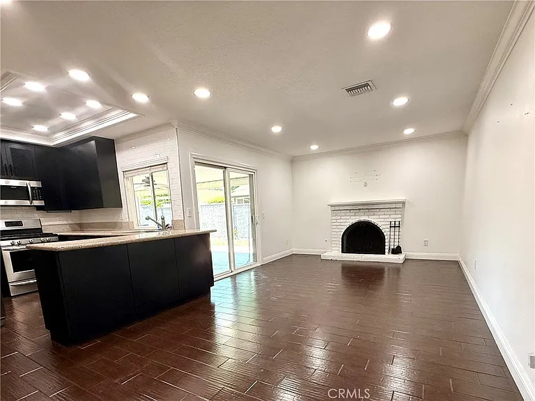 12884 Raintree Ct — Photo 8