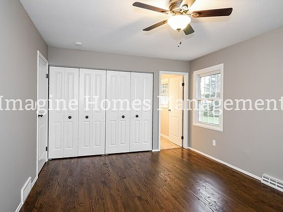 5th image of 1655 Barlow Rd