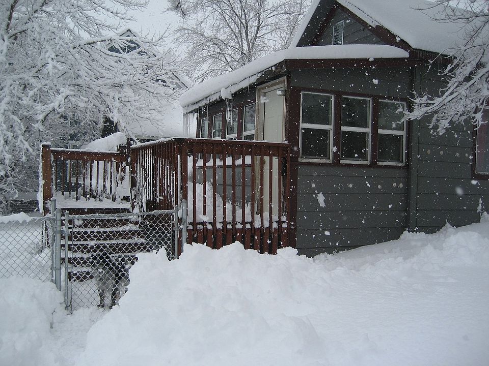 339 High Street as seen in a very deep winter