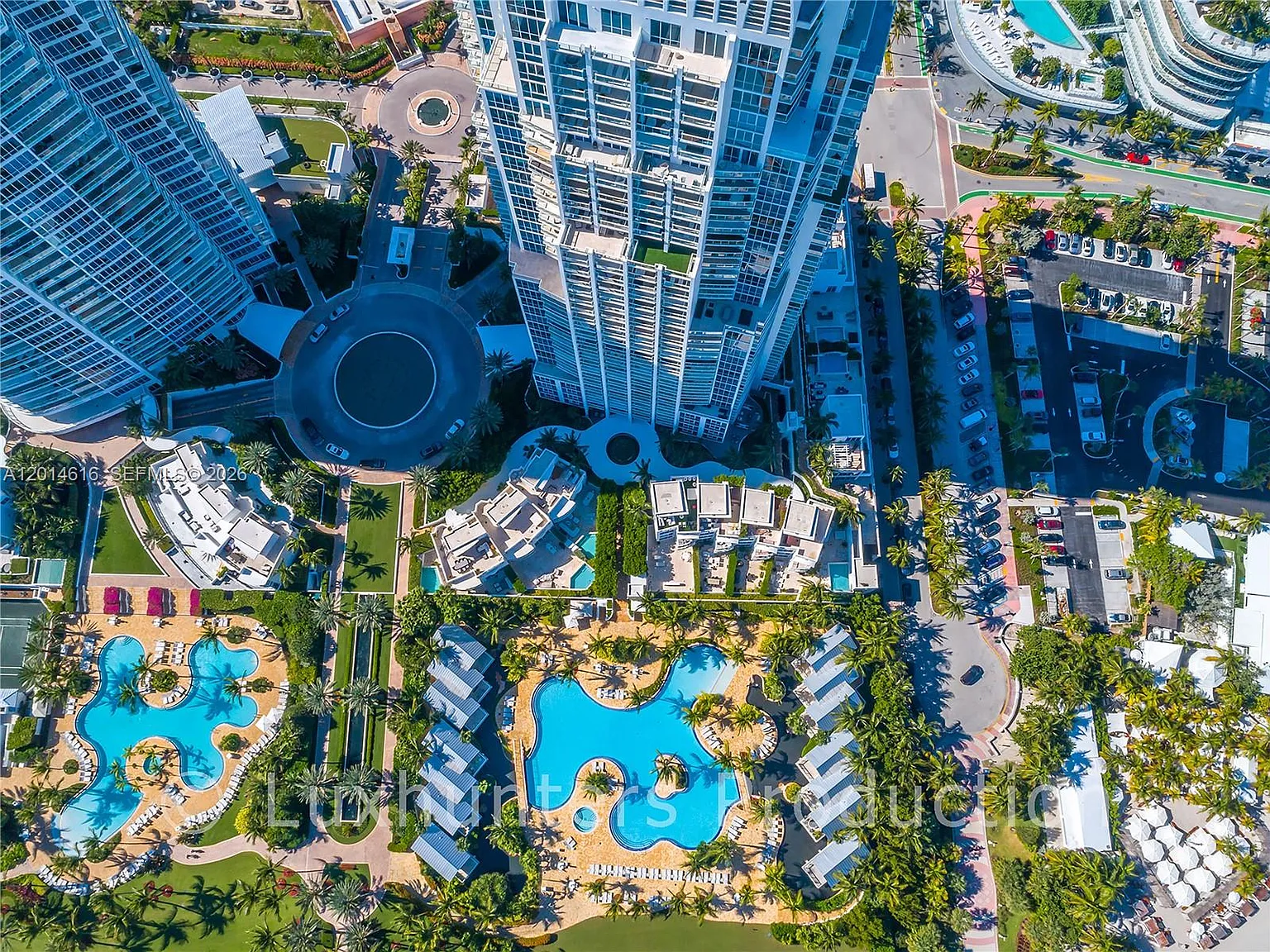 Continuum On South Beach — Photo 4