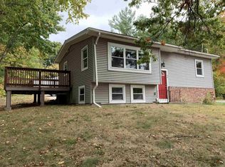 54 Conant Rd, Nashua, NH 03062