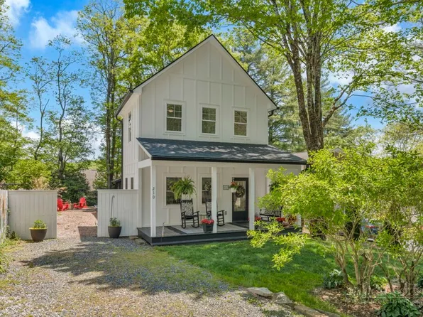 210 Henkel Street, Blowing Rock, NC 28605