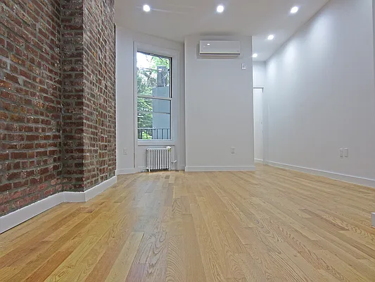 Rented by Bold New York | media 2