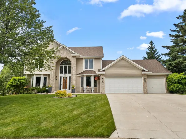 1541 Wexford Ct, Eagan, MN 55122