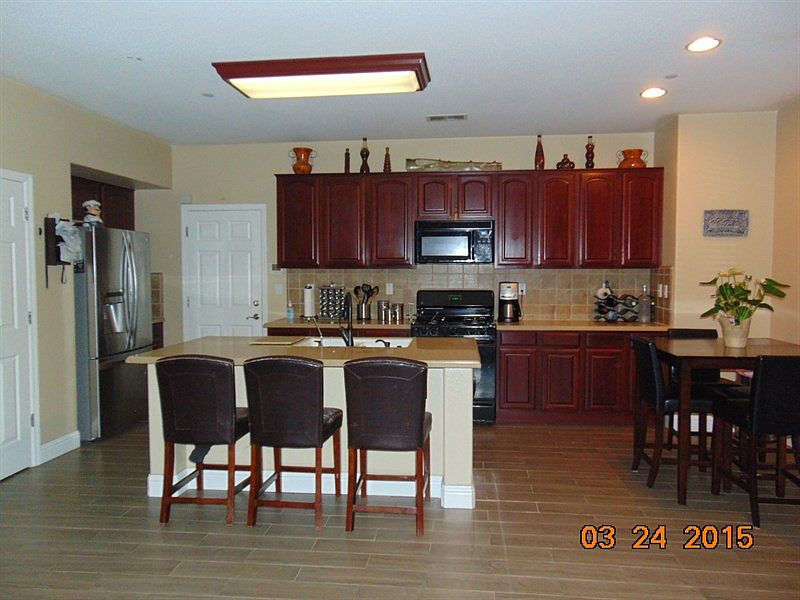 2nd image of 214 Tuscany Ave