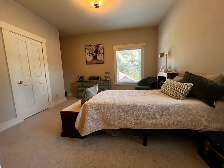 1413 Central St SE — Photo 9