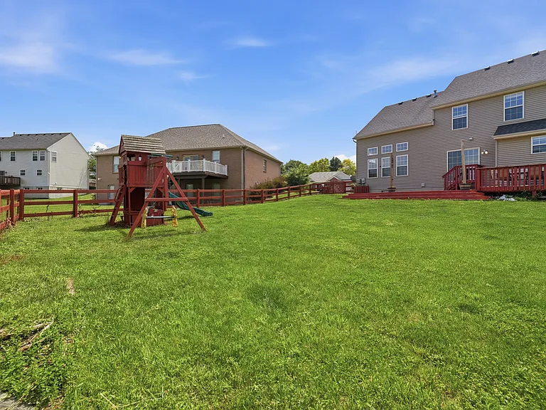 4918 Streamside Ct — Photo 48