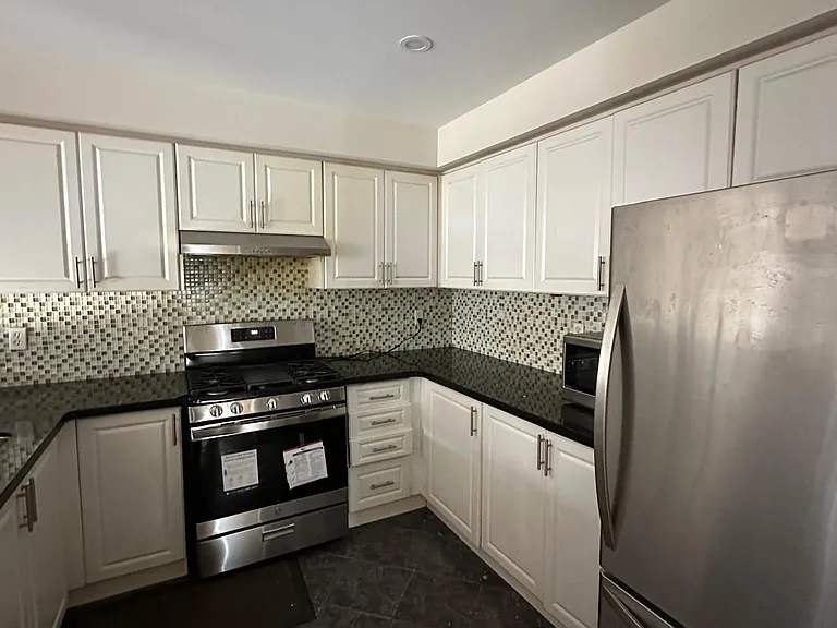 3942 Coachman Cir — Photo 4