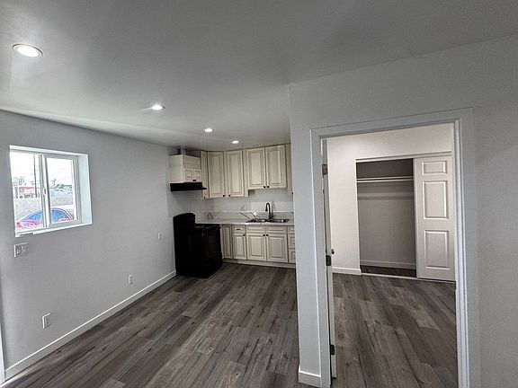 5th image of 2377 Del Rosa Ave #4