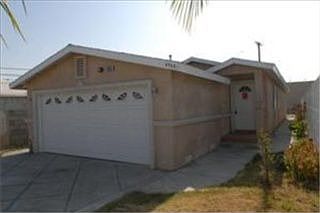 1st image of 8948 Newport Ave