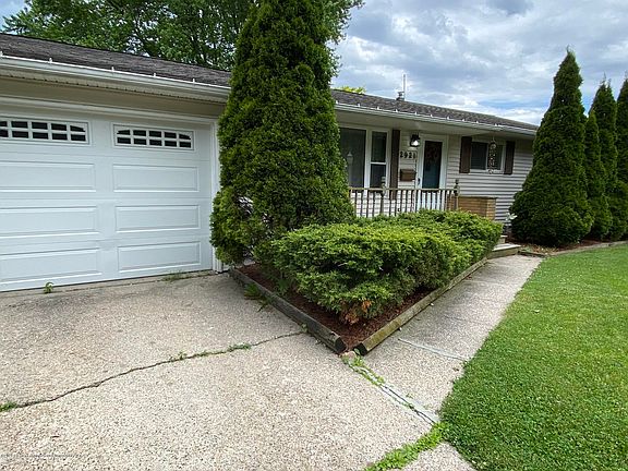 3rd image of 2921 Arcadia Dr