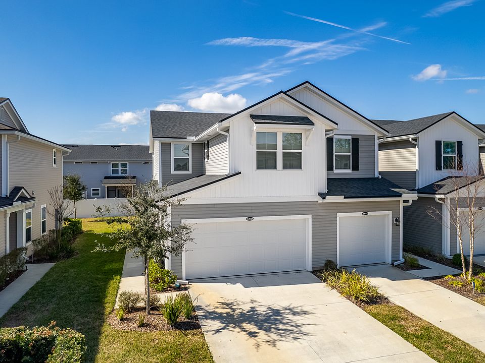 1st image of 13928 Molina Dr