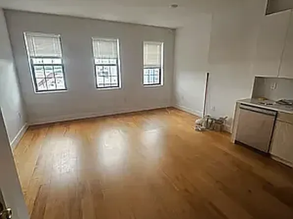 711 East 133rd Street image 3 of 9