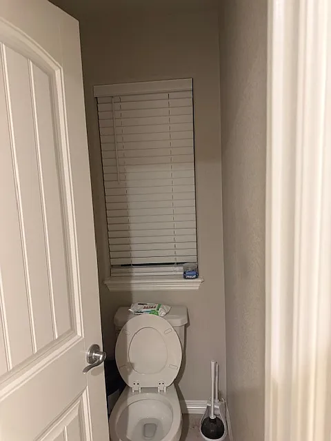 5 bed, 3800 sqft, $950 — Photo 3