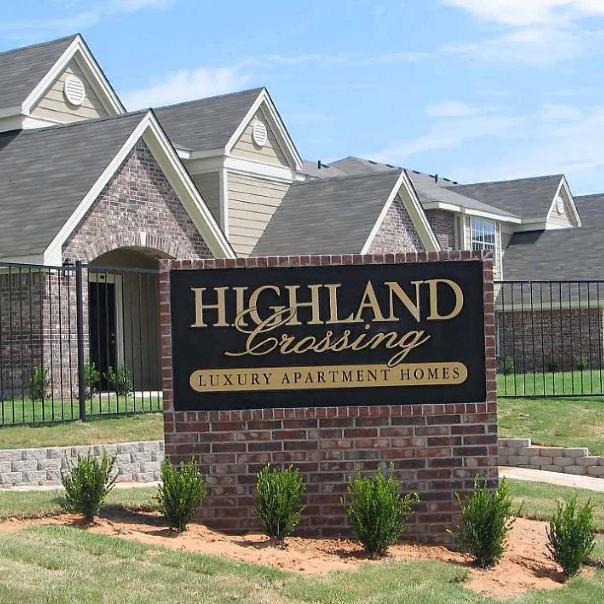 Building Photo - Highland Crossing