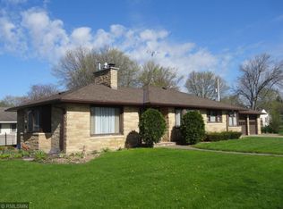 300 5th St NE, Montgomery, MN 56069