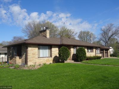 300 5th St NE, Montgomery, MN, 56069