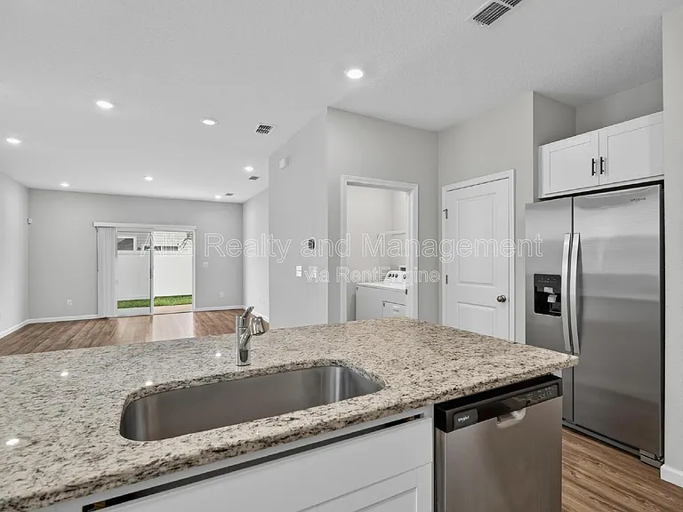 14757 Cashew Ave — Photo 15