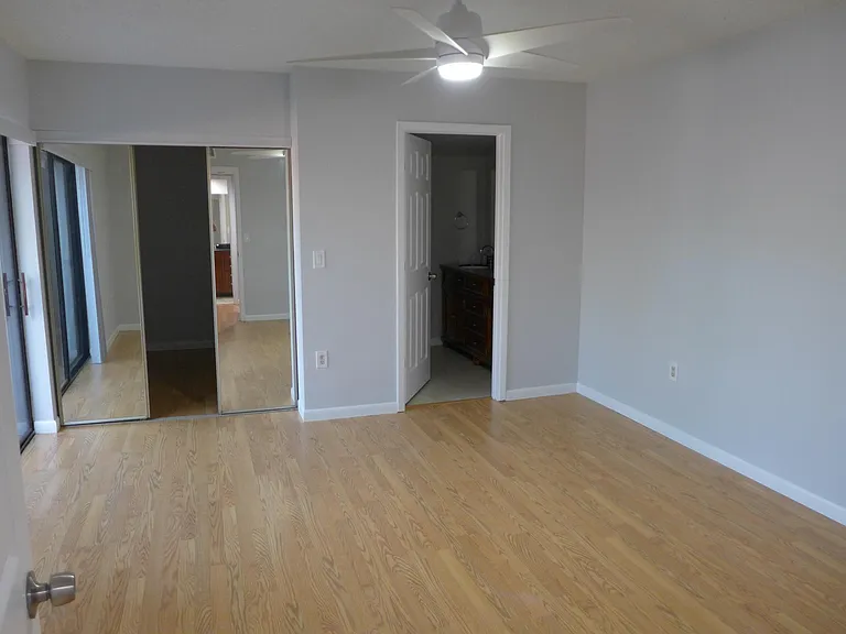 2708 12th Ct — Photo 19