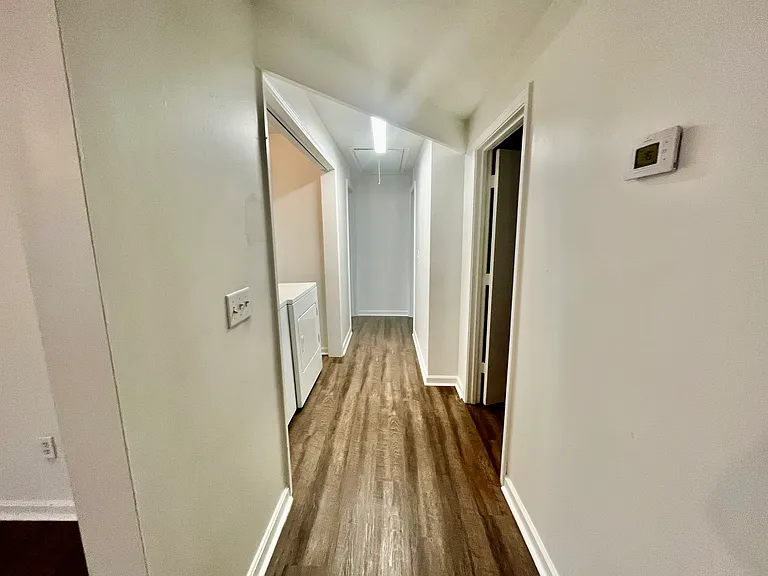 1445 S Walnut St — Photo 10