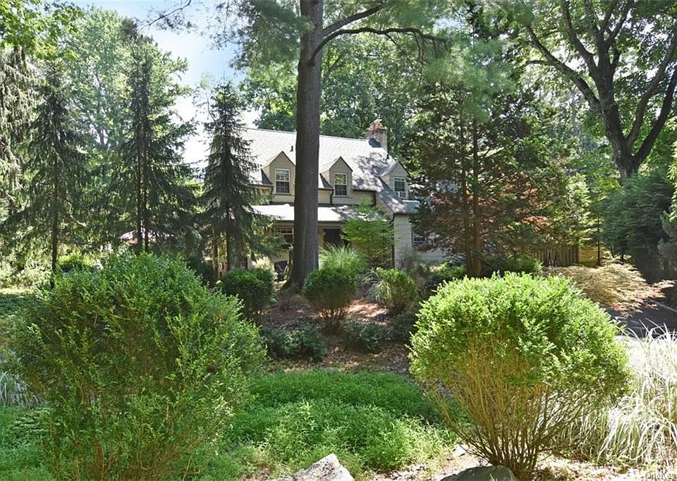 1st image of 253 Judson Ave