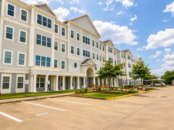 1521 Camellia Blvd, Lafayette, LA 70508