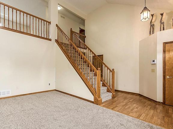 3rd image of 3095 Longridge Way