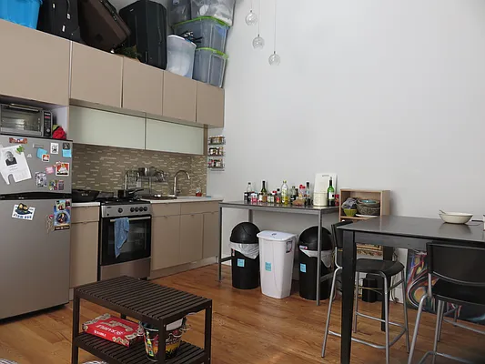 Rented by Rennit Inc. | media 7