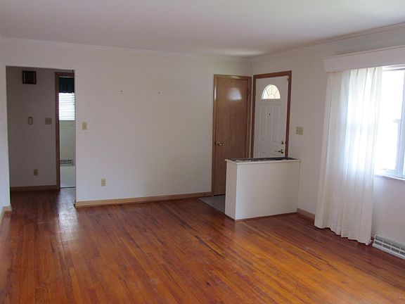 5th image of 3499 Clearview Ave
