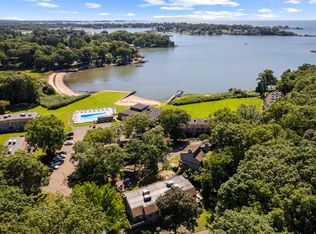 14D Harbour Vlg #D, Branford, CT 06405