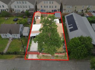 1205 Armstead St, Houston, TX 77009