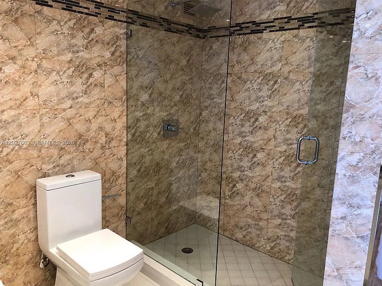 2301 Collins Ave #1210 — Photo 40