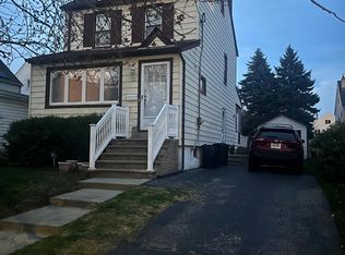 89 Carstairs Road, Valley Stream, NY