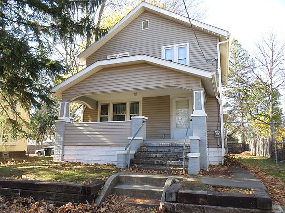 2nd image of 1356 Marcy St